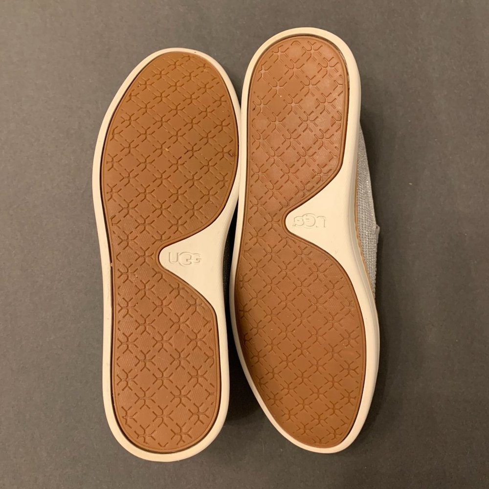UGG Sammy Slip-On Metallic Knit Sneakers Size Is Unreadable See ALL Phot… - Picture 8 of 14